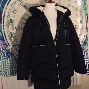 NWOT Dongxi Black Puffy Winter Jacket